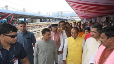 मुख्यमंत्री श्री चौहान ने प्रधानमंत्री के आगमन से पूर्व तैयारियों की समीक्षा की... 4