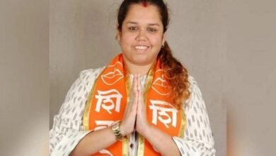 युवा सेना सचिव दुर्गा भोसले