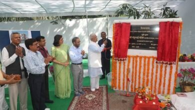 राज्यपाल श्री मंगूभाई पटेल ने राजभवन में बैडमिंटन कोर्ट की आधारशिला रखी 4