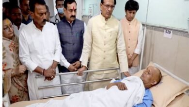 मुख्यमंत्री श्री चौहान ने शोक व्यक्त किया घटना स्थल का निरीक्षण... 3