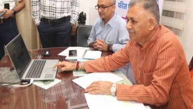 Minister of State for School Education Shri Inder Singh Parmar