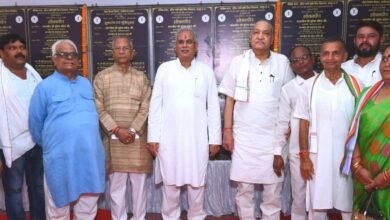 मुख्यमंत्री श्री बघेल ने कुमारी देवी चौबे कृषि महाविद्यालय के नवनिर्मित भवन और बालक-बालिका छात्रावास का किया लोकार्पण..... 17 कुमारी देवी चौबे कृषि महाविद्यालय