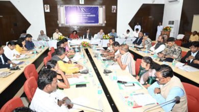 16 वें वित्त आयोग के अध्यक्ष सहित सदस्यों ने पंचायत प्रतिनिधियों से की चर्चा 1 16 वें वित्त आयोग के अध्यक्ष सहित सदस्यों ने पंचायत प्रतिनिधियों से की चर्चा