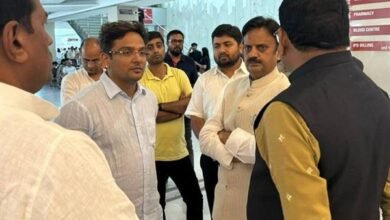 उप-मुख्यमंत्री श्री शुक्ल ने गुरुग्राम में स्व. श्री झा के परिजनों को बंधाया ढाँढस