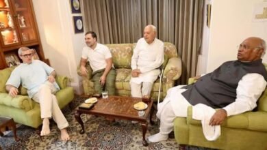 Congress leaders desperate for an alliance