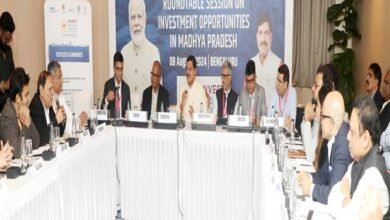 मुख्यमंत्री ने आईटी सेक्टर की राउंड-टेबल मीटिंग में किया आहवान 3 मुख्यमंत्री ने आईटी सेक्टर की राउंड-टेबल मीटिंग में किया आहवान