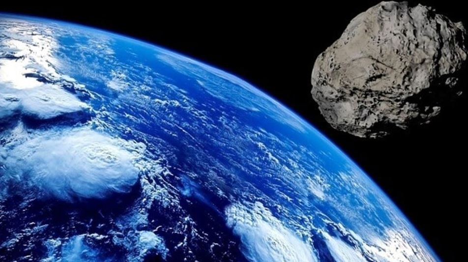 NASA warns of 82-foot airplane-sized asteroid