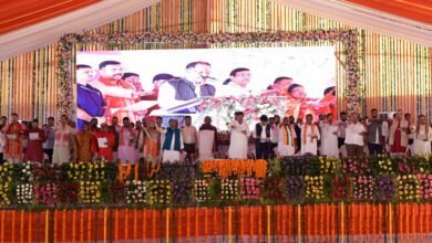 मुख्यमंत्री श्री विष्णु देव साय ने राज्य स्तरीय सियान सम्मान कार्यक्रम में उपस्थित सभी जनप्रतिनिधियों, 10 मुख्यमंत्री श्री विष्णु देव साय ने राज्य स्तरीय सियान सम्मान कार्यक्रम में उपस्थि