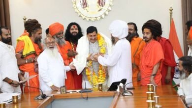 मुख्यमंत्री डॉ. यादव के निर्णय से धर्मनगरी उज्जैन का वातावरण धर्ममय होगा 6 मुख्यमंत्री का अखाड़ा परिषद उज्जैन के संत-जनों ने किया सम्मान