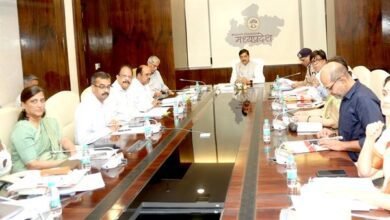 विलम्ब या लापरवाही करने वाले अधिकारी-कर्मचारियों पर की जाएगी कठोर कार्यवाही: मुख्यमंत्री डॉ. यादव 3 विद्युत महाप्रबंधक सहित 11 अधिकारी और कर्मचारी निलंबित