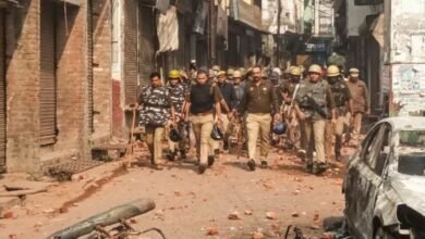 Sambhal Update: सांभल में हिंसा के बाद धीरे-धीरे हालात सामान्य, इंटरनेट सेवाएं अभी भी बंद 6