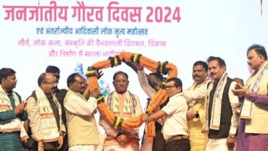 मुख्यमंत्री ने दो दिवसीय जनजातीय गौरव दिवस एवं अंतर्राज्यीय लोक नृत्य महोत्सव का किया भव्य शुभारंभ 4