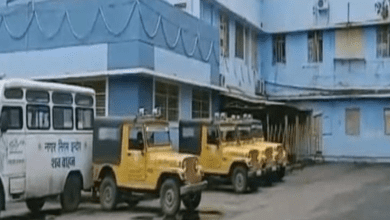 इंदौर में पशु पकड़ने गई नगर निगम की टीम पर हमला, 20 से ज़्यादा गाड़ियाँ तोड़ी गईं 2