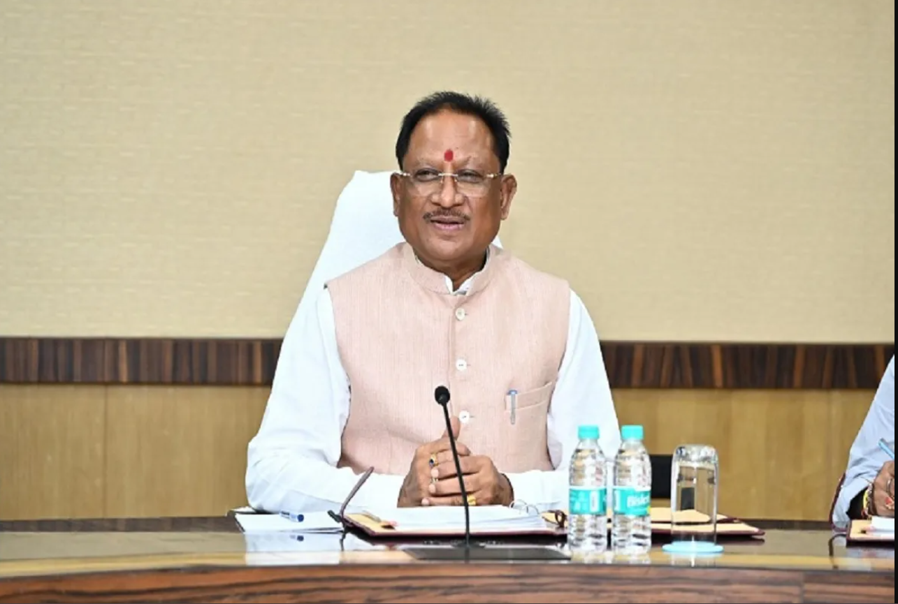 मुख्यमंत्री की पहल पर प्रदेश में स्वास्थ्य सेवाओं को सुदृढ़ करने 7 विशेषज्ञ चिकित्सकों व 35 चिकित्सा अधिकारियों के संविदा नियुक्ति आदेश जारी 1