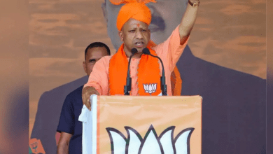 "हिंदू बटे तो बेटियां और धार्मिक स्थल दुखी होंगे": योगी आदित्यनाथ 2