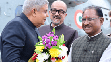 मुख्यमंत्री श्री विष्णु देव साय ने उपराष्ट्रपति श्री धनखड़ का किया आत्मीय स्वागत 2