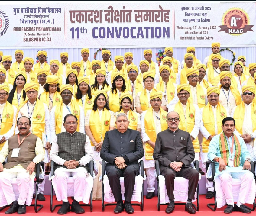 नये भारत में युवाओं के लिए धरती से लेकर आकाश तक कामयाबी के हैं असीमित अवसर : उपराष्ट्रपति श्री जगदीप धनखड़ 3