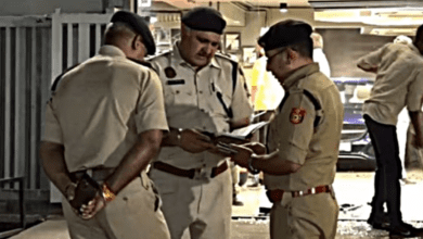 कलेक्टर को भी बना लिया था शिकार, पुलिस ने रास्ते में पकड़ा तो खुला फर्जी अधिकारी का राज 11