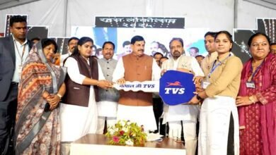 рдмреБрдВрджреЗрд▓рдЦрдВрдб рд╡реАрд░реЛрдВ рдХреА рдзрд░рддреА, рд╡реАрд░реЛрдВ рдХреЗ рдмрд▓рд┐рджрд╛рди рдХреЛ рднреБрд▓рд╛рдпрд╛ рдирд╣реАрдВ рдЬрд╛ рд╕рдХрддрд╛ 2