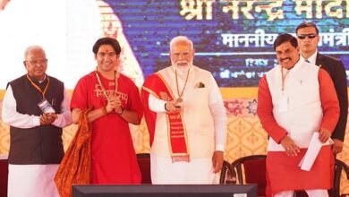 बागेश्वर धाम आस्था के केंद्र के साथ आरोग्य का केंद्र बनता जा रहा है : प्रधानमंत्री श्री मोदी 2