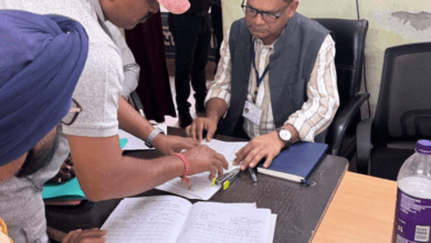 व्यय प्रेक्षक ने किया अभ्यर्थियों के लेखाओं की जांच 5