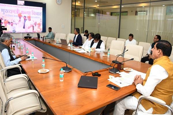 सामूहिक विवाह कार्यक्रम सामाजिक समरसता और मितव्यता का देते हैं संदेश : मुख्यमंत्री डॉ. यादव 1