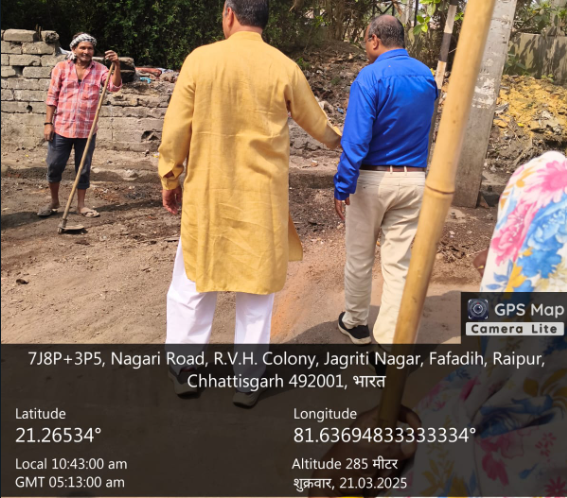 फाफाडीह मुख्य मार्ग पर सफाई अभियान, सभापति राठौड़ ने खुद कराया पाटा हटवाकर सफाई 1