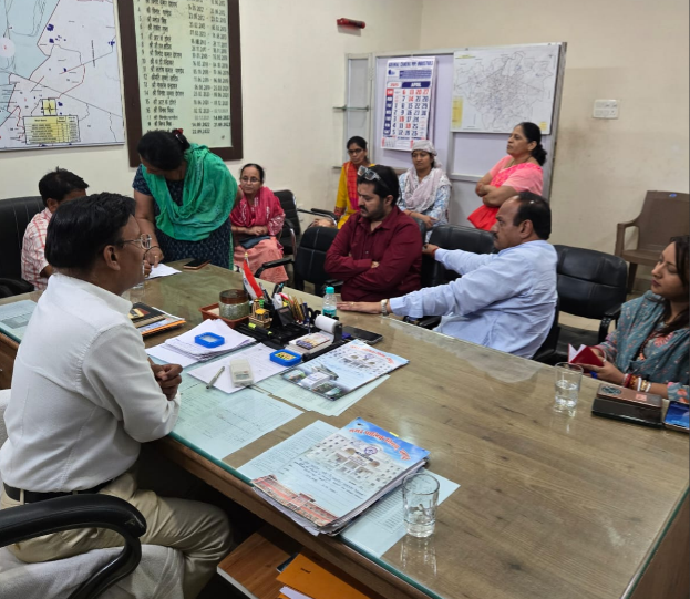 सूर्यकान्त राठौड़ ने जोन 2 में जलसंकट और सफाई व्यवस्था पर की चर्चा, टैंकरों से जल आपूर्ति के दिए निर्देश 1