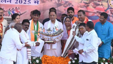 शिक्षा को अपनाए और नशे से दूर रहें: मुख्यमंत्री विष्णु देव साय 13