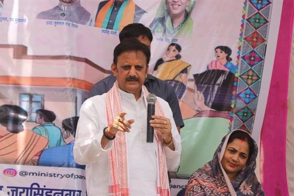 जल संरक्षण के जन-आंदोलन से जल-समृद्ध बनेगा मध्यप्रदेश : उप मुख्यमंत्री श्री शुक्ल 1
