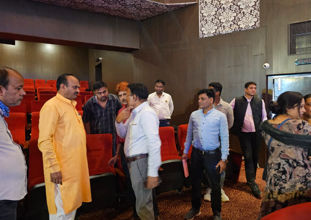 "रायपुर निगम में 29 अप्रैल को 'एक राष्ट्र, एक चुनाव' प्रस्ताव पर विशेष सामान्य सभा, सभापति ने दिए सभी प्रबंधों के निर्देश" 1