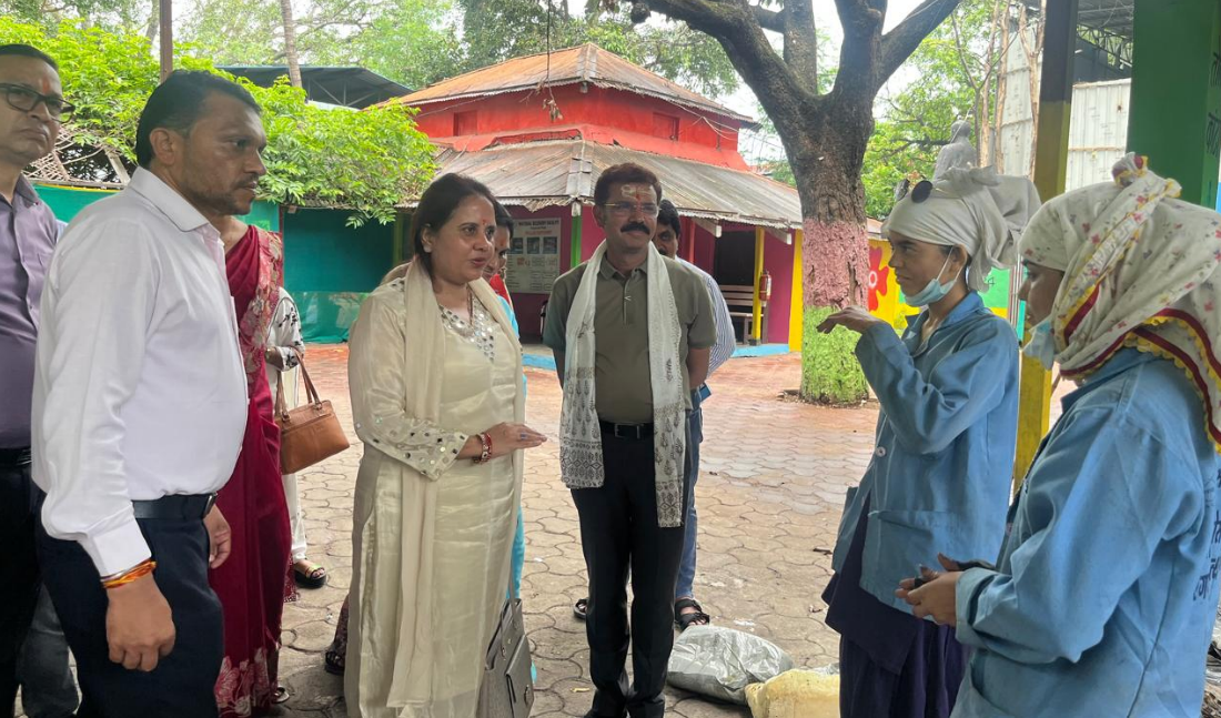 महापौर और निगम आयुक्त ने किया इंदौर के स्वच्छता नवाचारों का अध्ययन 1